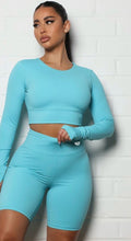Conjunto Crop Top Manga Larga+ Biker Short